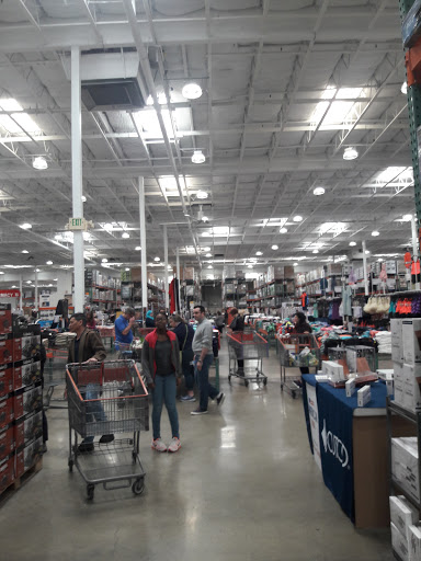 Warehouse store «Costco Wholesale», reviews and photos, 8629 120th Ave NE, Kirkland, WA 98033, USA