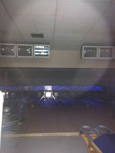 Bowling Alley «Rainbow Lanes», reviews and photos, 2748 19th Pl, Forest Grove, OR 97116, USA