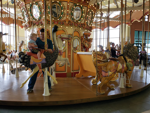 Shopping Mall «Market Place Shopping Center», reviews and photos, 2000 N Neil St, Champaign, IL 61820, USA