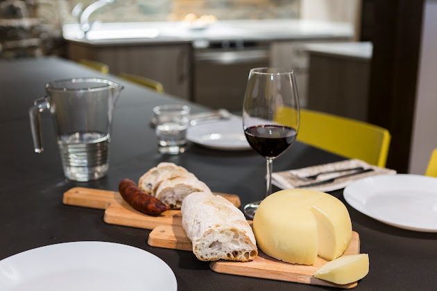 Plats et boissons Lodge Albergue O Candil 15800 Melide