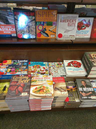 Book Store «Barnes & Noble», reviews and photos, 270 Hartford Ave, Bellingham, MA 02019, USA