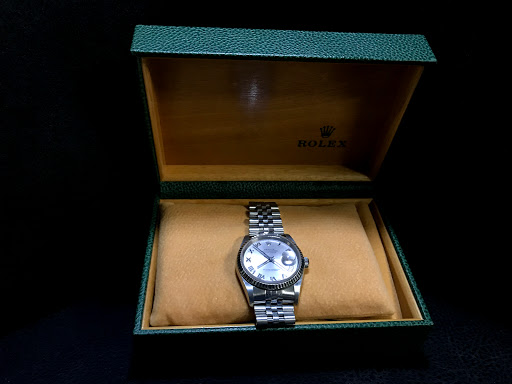 Pawn Shop «Sterling & Knight Jewelry & Pawn», reviews and photos, 295 S Schmidt Rd, Bolingbrook, IL 60440, USA