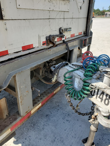 Trucking Company «YRC Freight», reviews and photos, 1313 Cavalier Blvd, Chesapeake, VA 23323, USA