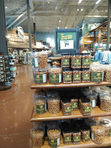 Sporting Goods Store «Bass Pro Shops», reviews and photos, 1356 Bass Pro Dr, Manteca, CA 95337, USA