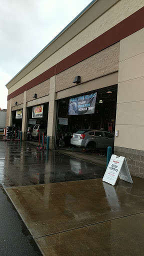 Tire Shop «Discount Tire Store - Beaverton, OR», reviews and photos, 18643 NW Eider Ct, Beaverton, OR 97006, USA