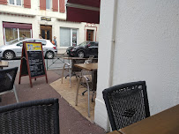 Atmosphère du Restaurant de hamburgers LE CAB Biarritz - Le comptoir à burger - n°4