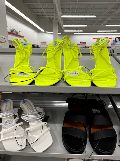 Clothing Store «Burlington Coat Factory», reviews and photos, 3168 Airport Blvd, Mobile, AL 36606, USA