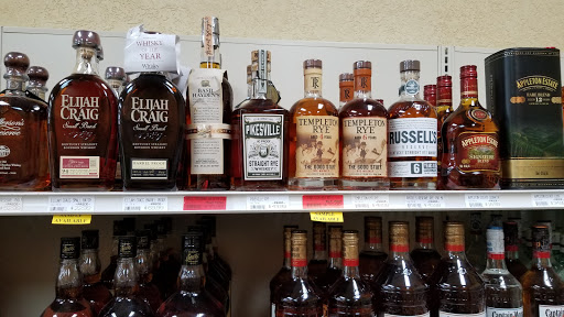 Liquor Store «Yarmo Liquor Store Inc», reviews and photos, 2489 7th St W, St Paul, MN 55116, USA