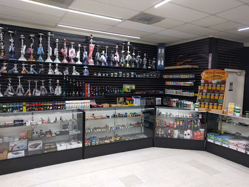 Tobacco Shop «Baytown Smoke Shop», reviews and photos, 3620 Garth Rd, Baytown, TX 77521, USA