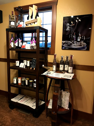Winery «M Cellars», reviews and photos, 6193 S River Rd W, Geneva, OH 44041, USA