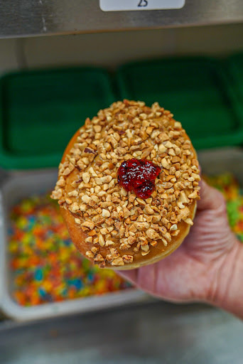 Donut Shop «Dandee Donuts Factory», reviews and photos, 102 N 28th Ave, Hollywood, FL 33020, USA