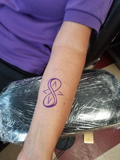 Tattoo Shop «717 Tattoo & Body Piercing Studio 2», reviews and photos, 4901 Jonestown Rd, Harrisburg, PA 17109, USA