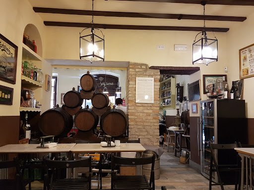 Información y opiniones sobre Taberna La Sorpresa de Cádiz