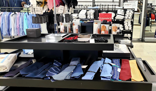 Department Store «Saks OFF 5TH», reviews and photos, 3885 Eagan Outlets Pkwy, Eagan, MN 55122, USA