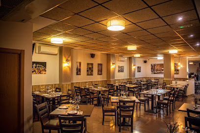 Restaurante Madeira Lounge - El Passeig, 29, 46740 Carcaixent, Valencia, Spain