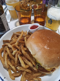 Plats et boissons du Restaurant de hamburgers PNY FAUBOURG SAINT-ANTOINE à Paris - n°2