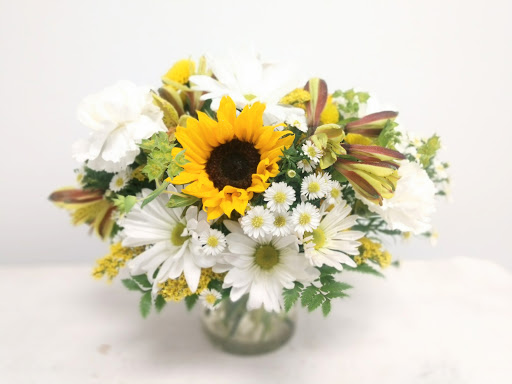 Florist «A Daisy A Day», reviews and photos, 749 Silas Creek Pkwy, Winston-Salem, NC 27127, USA