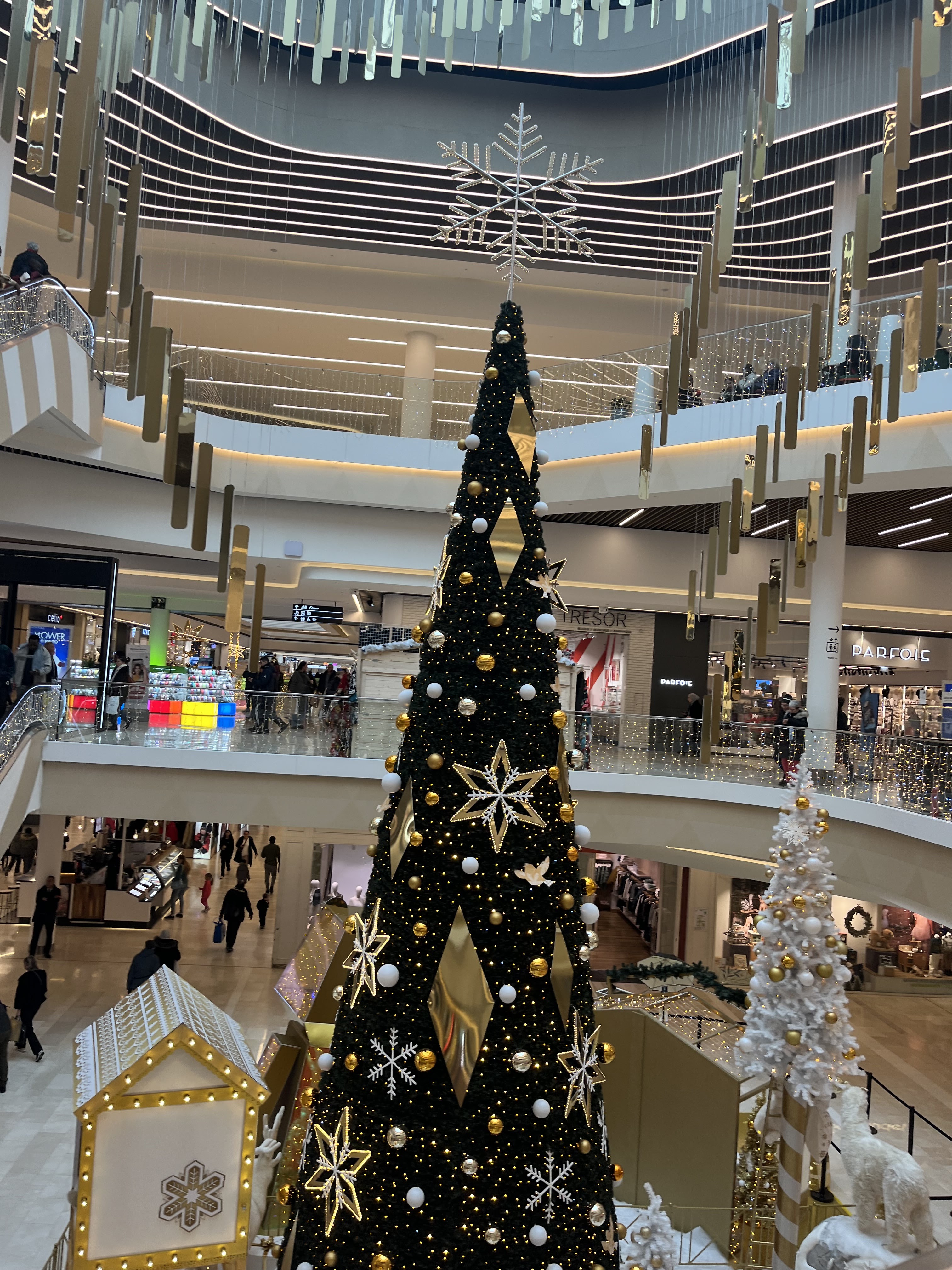 Photo n° 6 de l'avis de Somprasith.u fait le 16/11/2018 à 17:18