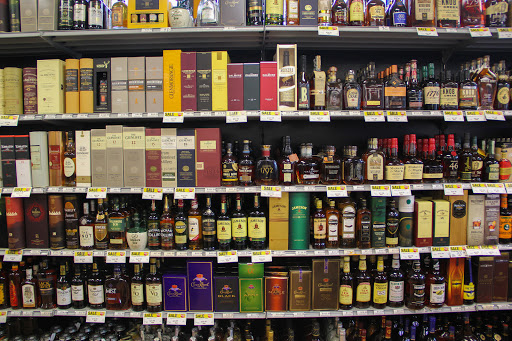 Liquor Store «Super Buy-Rite Liquors of Aberdeen», reviews and photos, 1238 NJ-34, Aberdeen Township, NJ 07747, USA