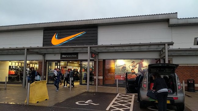 Nike Unite East Kilbride - Sporting goods store