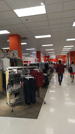 Department Store «Target», reviews and photos, 777 E Colorado Blvd, Pasadena, CA 91101, USA