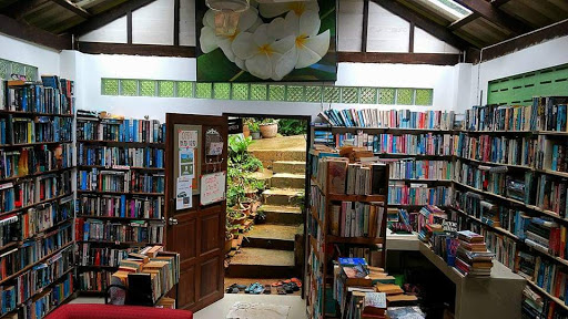 Used Books Cafe