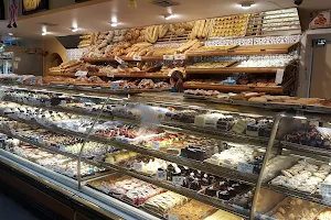 Pinho's Bakery image