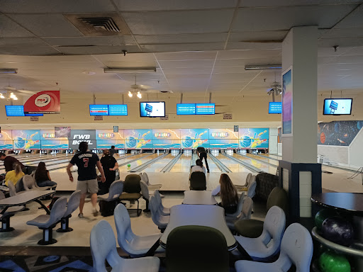 Bowling Alley «Fort Walton Beach Bowl», reviews and photos, 745 Beal Pkwy NW, Fort Walton Beach, FL 32547, USA