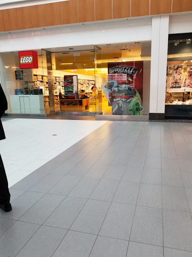 Toy Store «The LEGO Store», reviews and photos, 630 Old Country Road, Garden City, NY 11530, USA