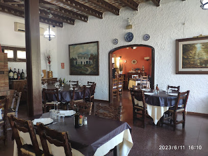Restaurant Sant Antoni [Premià de Dalt] - Carrer Penedès, 43, 08338 Premià de Dalt, Barcelona, Spain