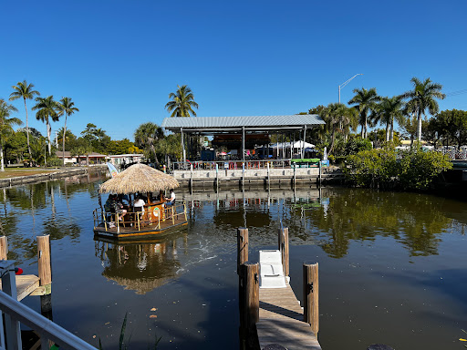 Wine Store «Three60 Market», reviews and photos, 2891 Bayview Dr, Naples, FL 34112, USA