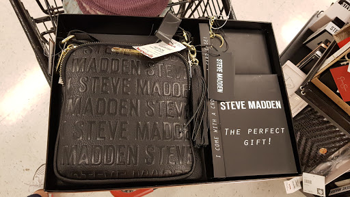 Department Store «T.J. Maxx», reviews and photos, 1 Wal-Mart Plaza #71, Clinton, NJ 08809, USA