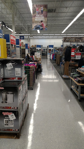 Sporting Goods Store «Academy Sports + Outdoors», reviews and photos, 7926 Giacosa Pl, Memphis, TN 38133, USA