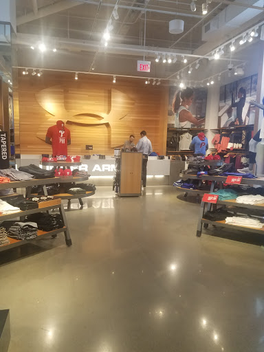 Clothing Store «Under Armour Brand House», reviews and photos, 1529 Walnut St, Philadelphia, PA 19102, USA