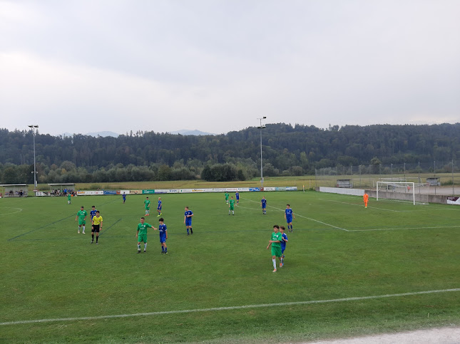 Rezensionen über FC Schmerikon in Einsiedeln - Sportstätte
