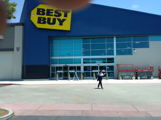 Electronics Store «Best Buy», reviews and photos, 7011 Camino Arroyo, Gilroy, CA 95020, USA