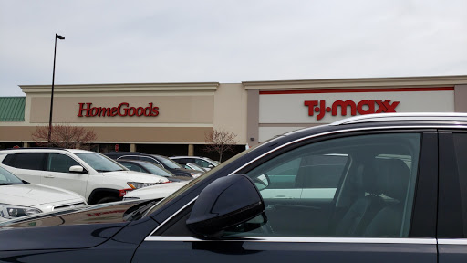 HomeGoods, 67 Newtown Rd, Danbury, CT 06810, USA, 