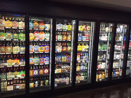 Liquor Store «Piccadilly Liquors», reviews and photos, 601 S 1st St #101, Champaign, IL 61820, USA