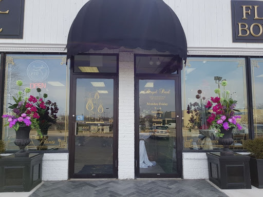 Florist «Royal Petals», reviews and photos, 188 E Wend St, Lemont, IL 60439, USA