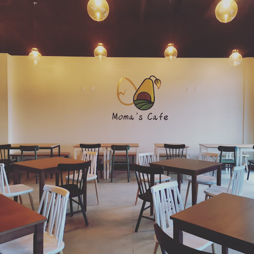Moma's Cafe