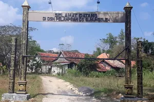 Balai Desa Gunungeleh image