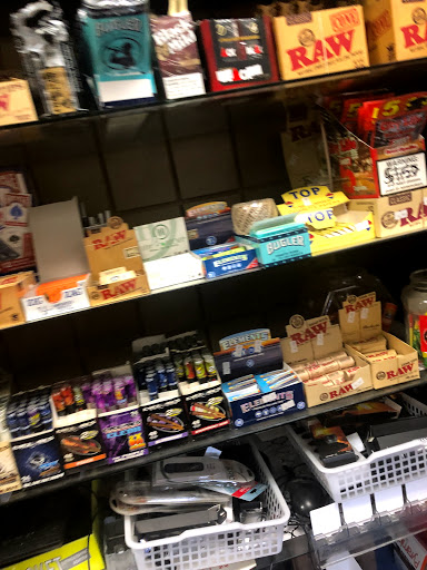 Tobacco Shop «Marina smoke shop», reviews and photos, 6041 Bolsa Ave #4, Huntington Beach, CA 92647, USA