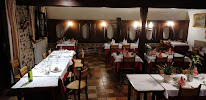 Atmosphère du Restaurant La Ferme du Léondou à Saint-Salvadour - n°1