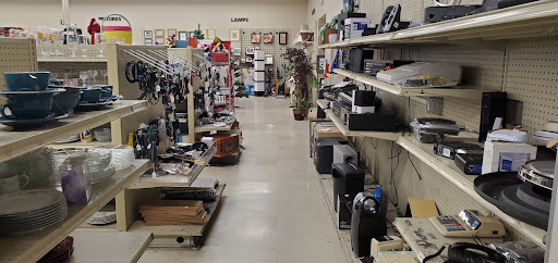 Thrift Store «Lakewood Goodwill», reviews and photos, 6002 Mt Tacoma Dr SW, Tacoma, WA 98499, USA