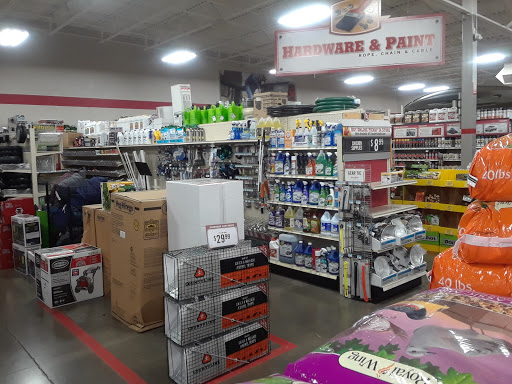 Home Improvement Store «Tractor Supply Co.», reviews and photos, 911 Center Point Rd, Hendersonville, TN 37075, USA
