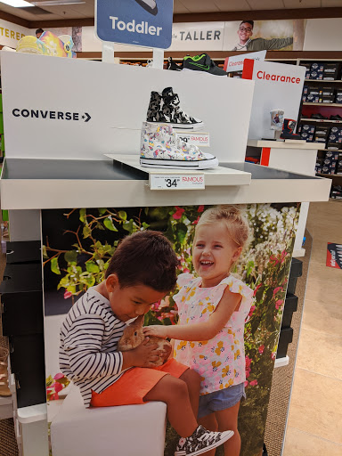 Shoe Store «Famous Footwear», reviews and photos, 1290 E Ireland Rd, South Bend, IN 46614, USA