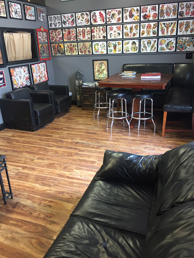 Tattoo Shop «Lightwave Tattoos», reviews and photos, 184 Broadway, Saugus, MA 01906, USA