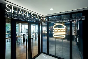 Shake Shack (ifc) image