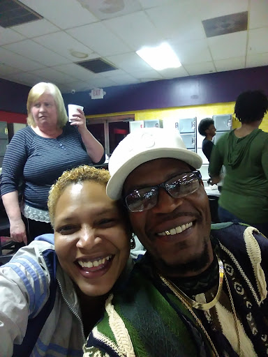 Bowling Alley «Crest Bowl», reviews and photos, 650 N New Florissant Rd, Florissant, MO 63031, USA