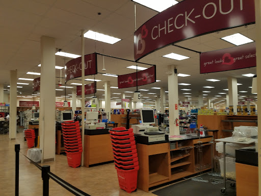 Clothing Store «Burlington Coat Factory», reviews and photos, 18000 Vernier Rd, Harper Woods, MI 48225, USA